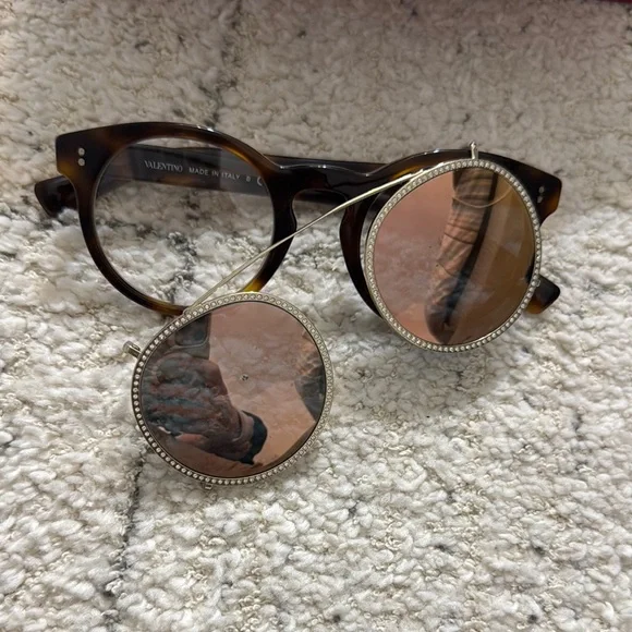 Valentino ‌2 in 1 - Glasses & Sunglasses with Case & Box
